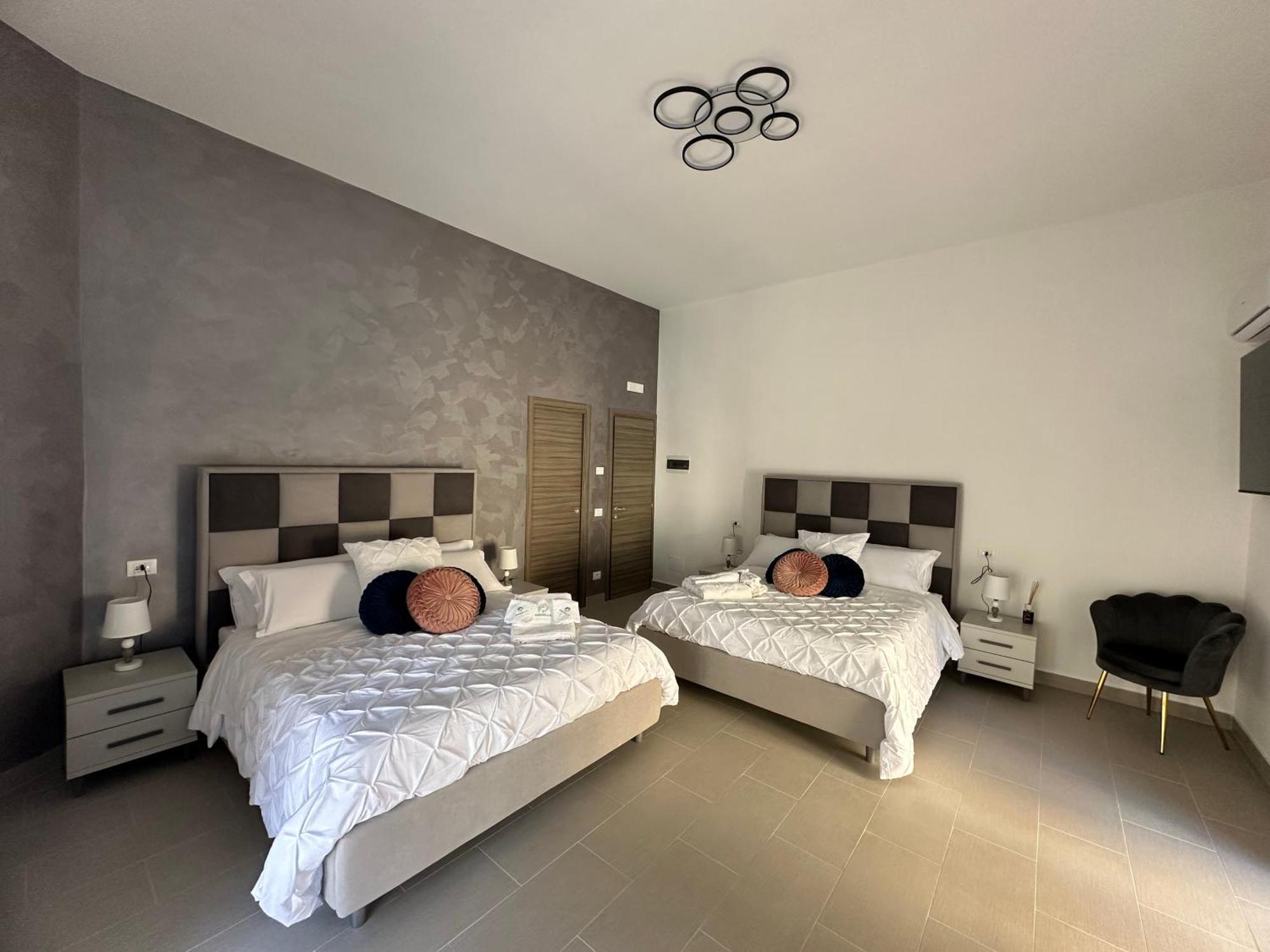 Emerella Luxury Suites-Siderno Lungomare Exterior photo