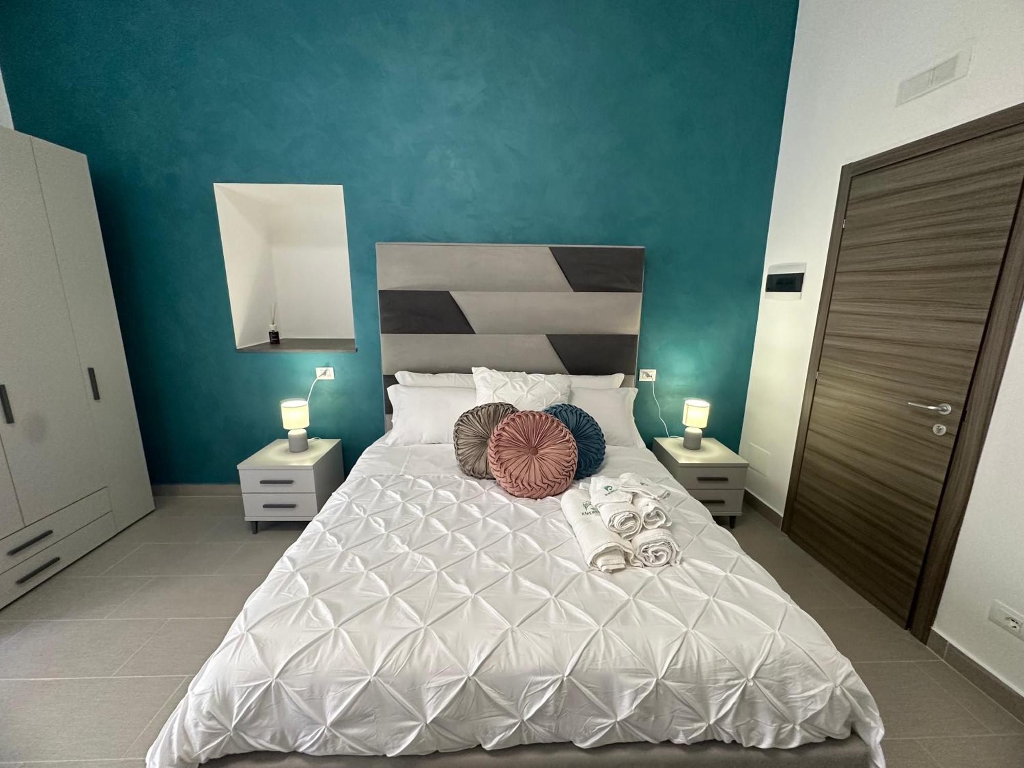 Emerella Luxury Suites-Siderno Lungomare Exterior photo