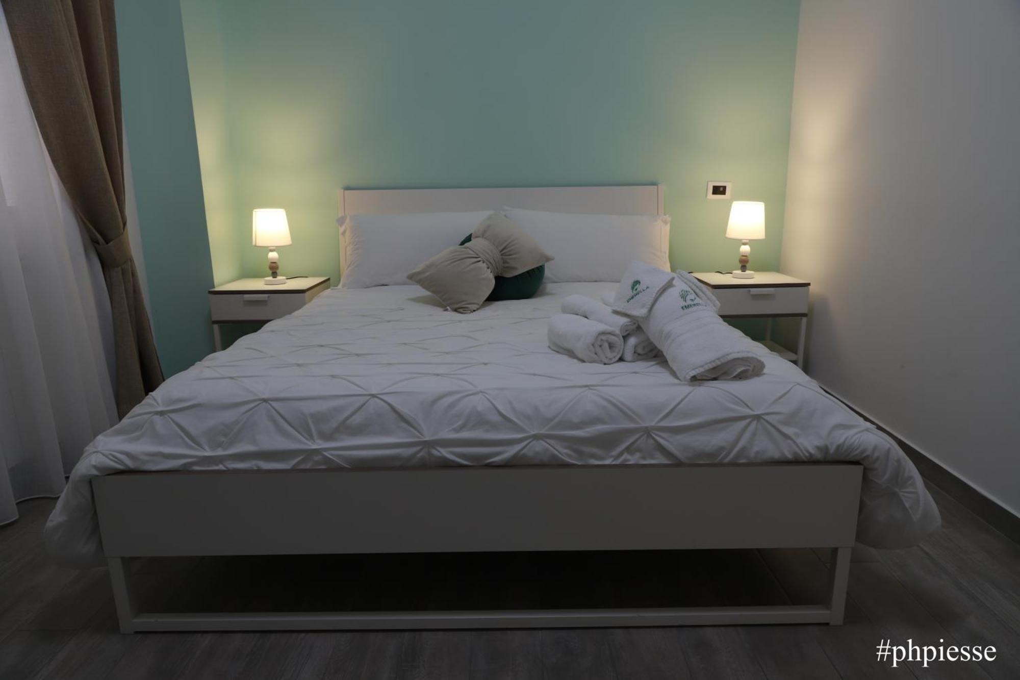 Emerella Luxury Suites-Siderno Lungomare Exterior photo