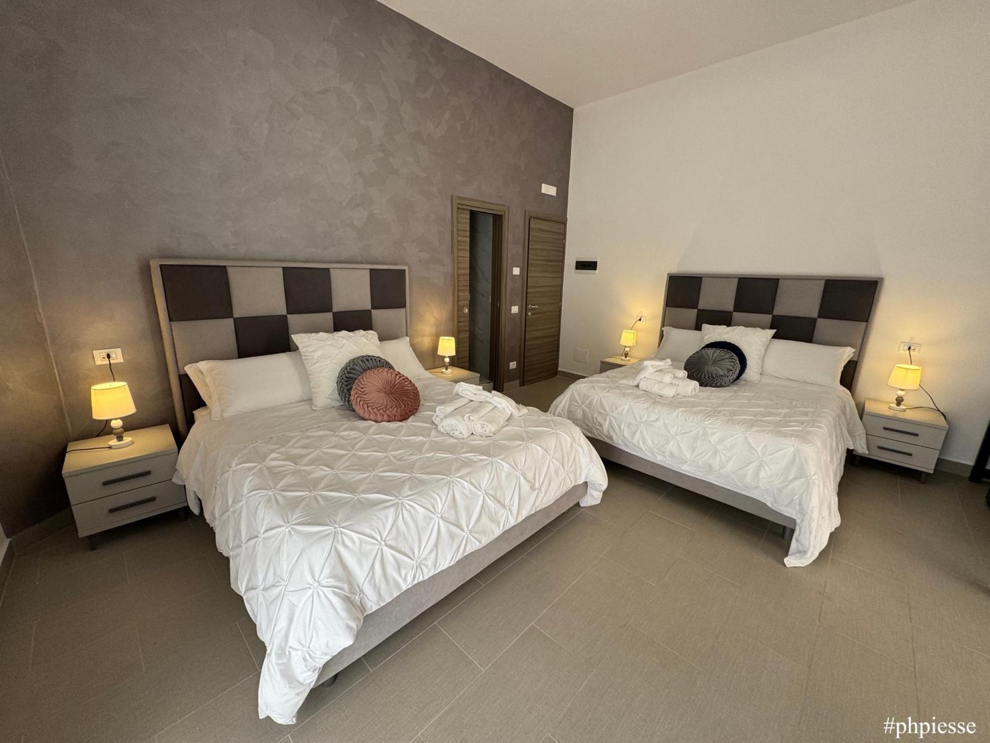 Emerella Luxury Suites-Siderno Lungomare Exterior photo